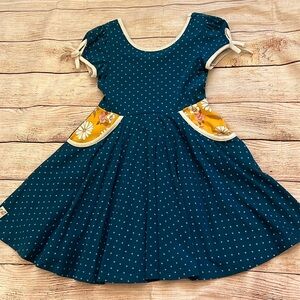 EUC Sz. 4 Girls Wildflowers Navy Blue Polka Dot Dress with Pockets